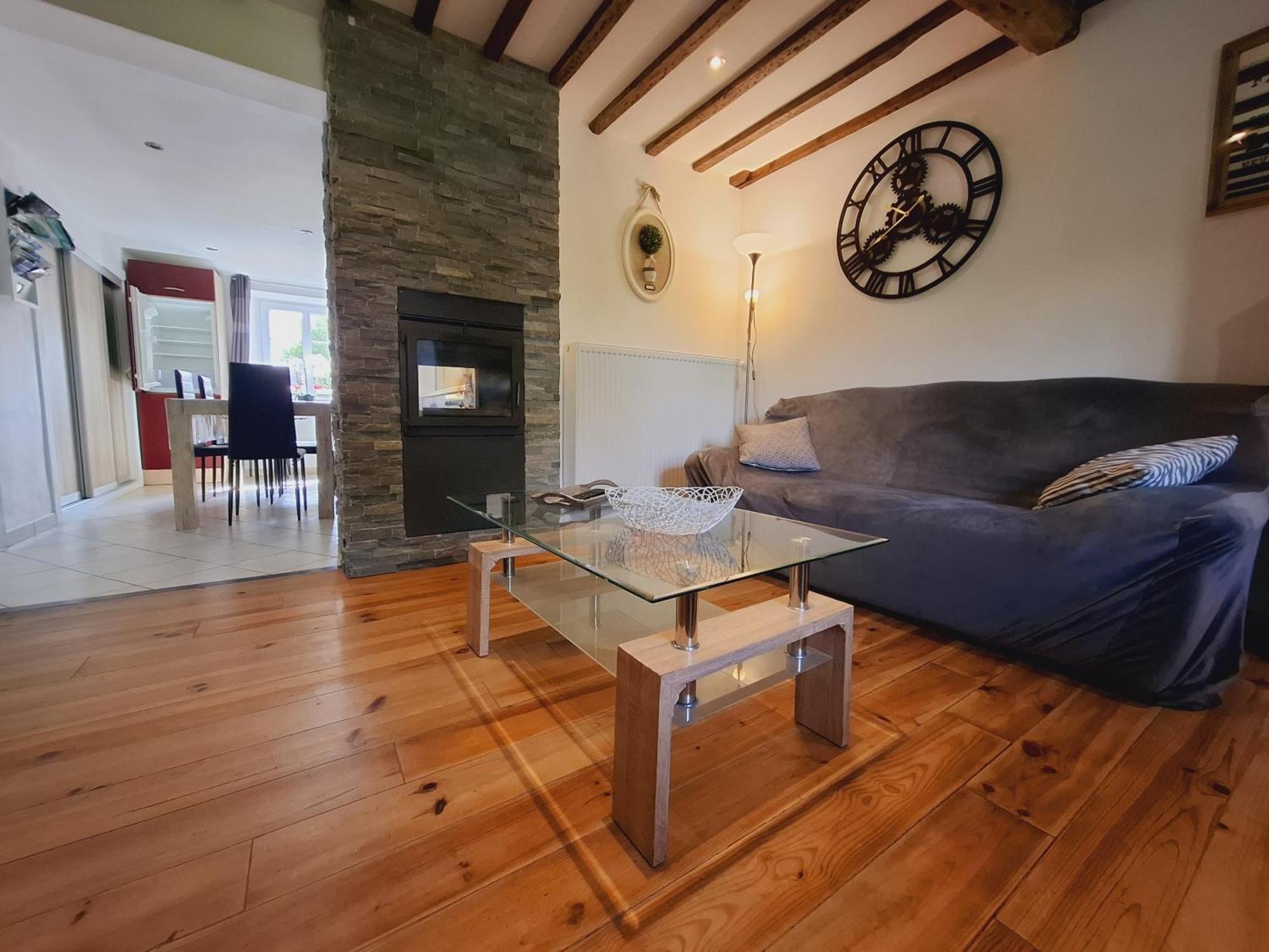 Le Gai Pinson Villa Beausaint ภายนอก รูปภาพ